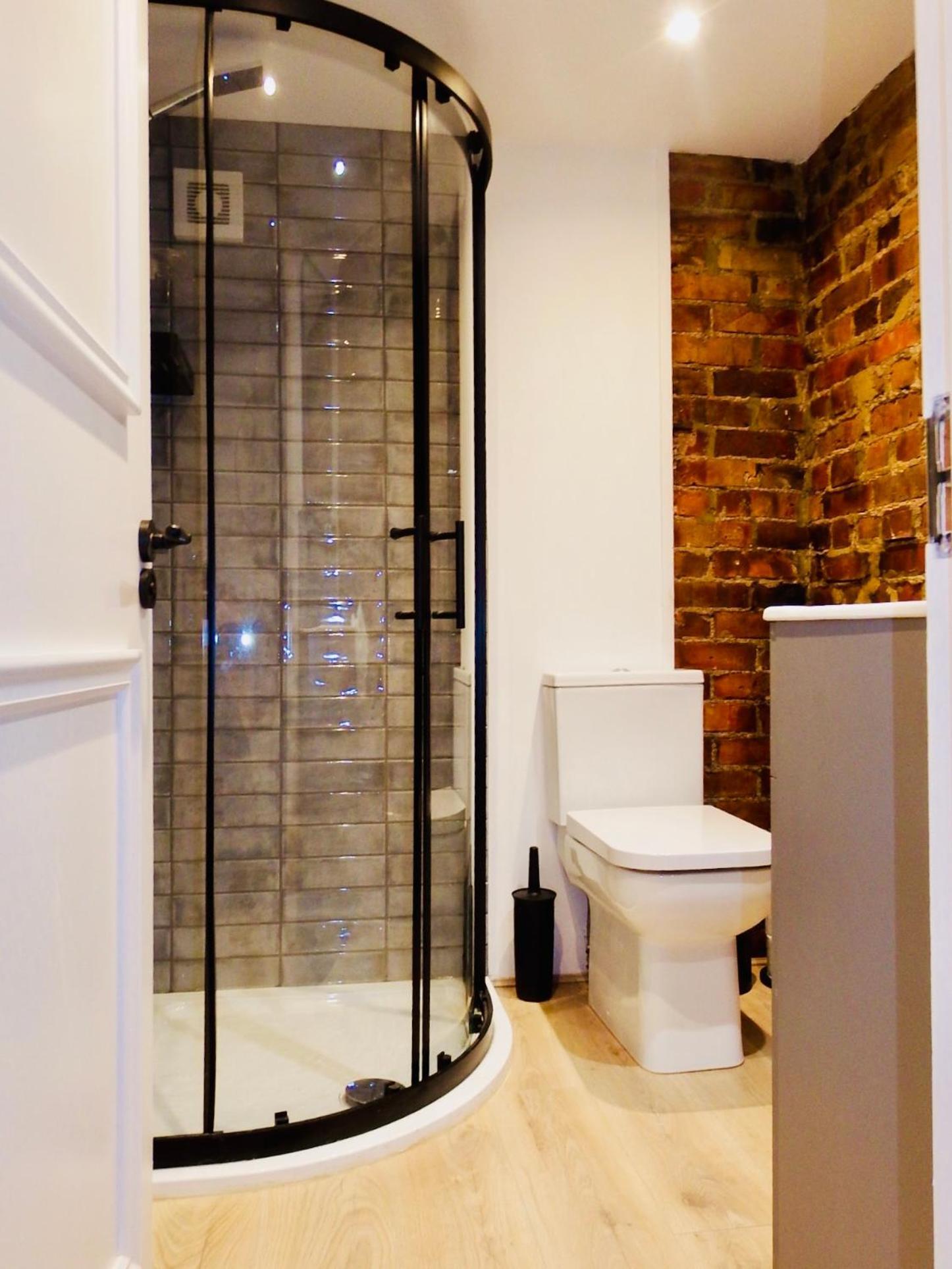 Newly Renovated Stunning Warehouse Apartment Bornemouth Extérieur photo